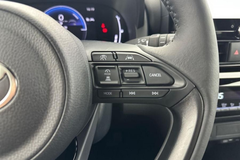 Photo 6 de l'offre de TOYOTA YARIS CROSS HYBRIDE 1.5 116HP 2WD ACTIVE PLUS à 26990€ chez CSVO