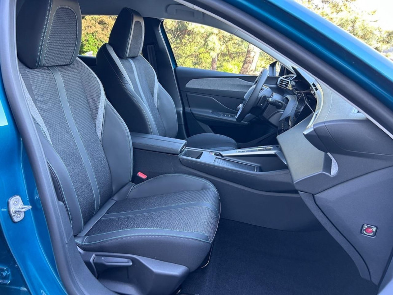 Photo 6 de l'offre de PEUGEOT 308 1.5 BLUEHDI 130CH S&S ALLURE EAT8 à 26980€ chez CSVO