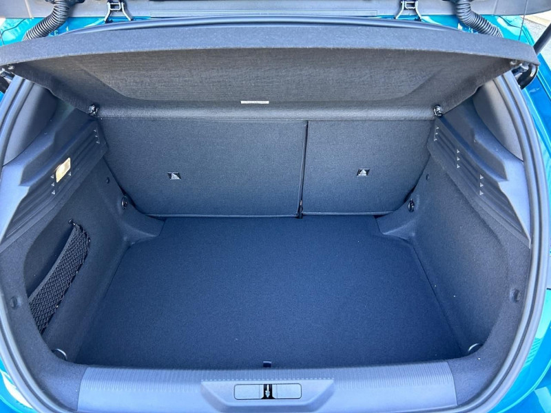 Photo 15 de l'offre de PEUGEOT 308 1.5 BLUEHDI 130CH S&S ALLURE EAT8 à 26980€ chez CSVO