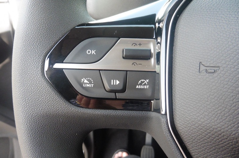 Photo 9 de l'offre de PEUGEOT PARTNER M 650KG BLUEHDI 100CH S&S à 21980€ chez CSVO