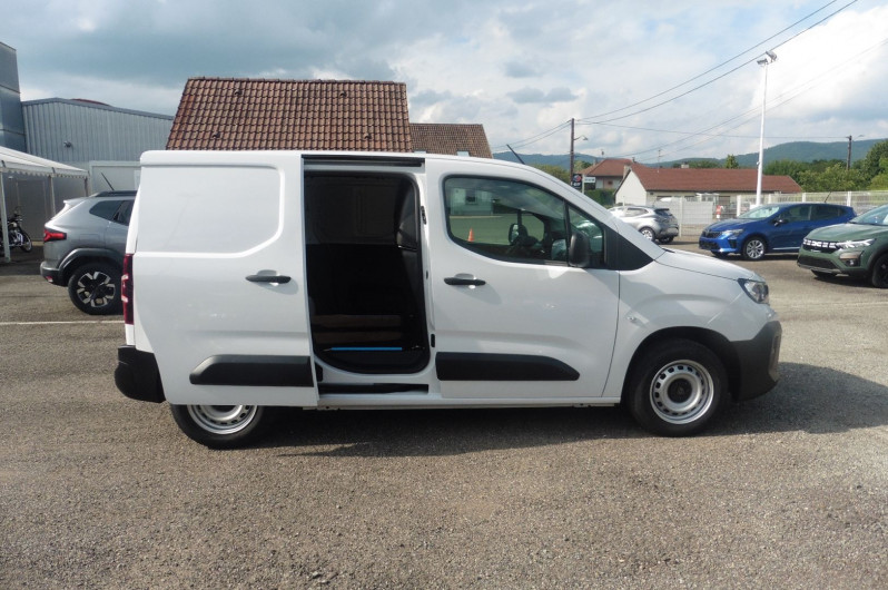 Photo 12 de l'offre de PEUGEOT PARTNER M 650KG BLUEHDI 100CH S&S à 21980€ chez CSVO