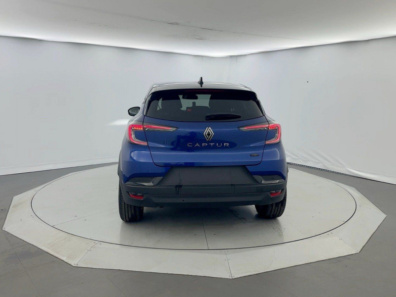 Photo 14 Renault CAPTUR II 1.6 E-TECH FULL HYBRID 145CH TECHNO Hybride BLEU IRON/TN en vente chez CSVO Photo 14 de l'offre de RENAULT CAPTUR II 1.6 E-TECH FULL HYBRID 145CH TECHNO à 29480€ chez CSVO