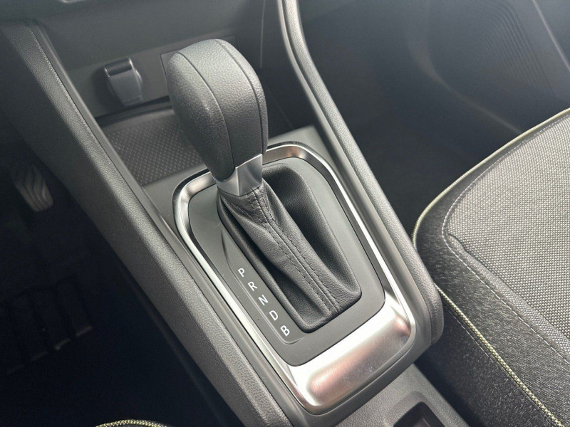 Photo 9 Renault CAPTUR II 1.6 E-TECH FULL HYBRID 145CH TECHNO Hybride BLEU IRON/TN en vente chez CSVO Photo 9 de l'offre de RENAULT CAPTUR II 1.6 E-TECH FULL HYBRID 145CH TECHNO à 29480€ chez CSVO