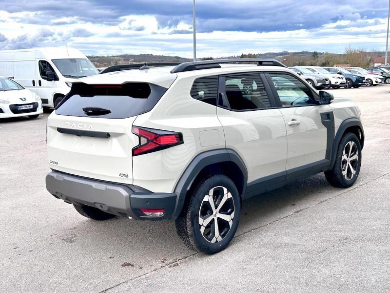 Photo 17 de l'offre de DACIA DUSTER 4X4 1.2 TCE MILD HYBRID 130CH JOURNEY 4X4 à 28990€ chez CSVO