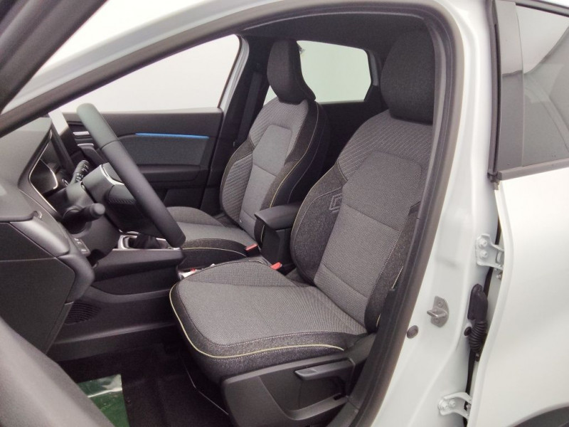 Photo 5 de l'offre de RENAULT CAPTUR II 1.3 TCE MILD HYBRID 140CH TECHNO à 24990€ chez CSVO
