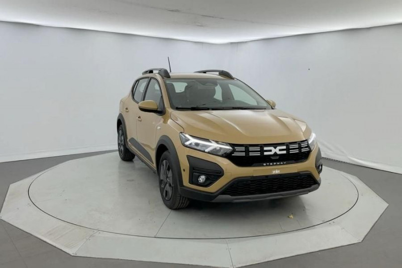 Dacia SANDERO 1.0 TCE 90CH STEPWAY EXPRESSION -24 Essence BEIGE SAFARI Neuf à vendre