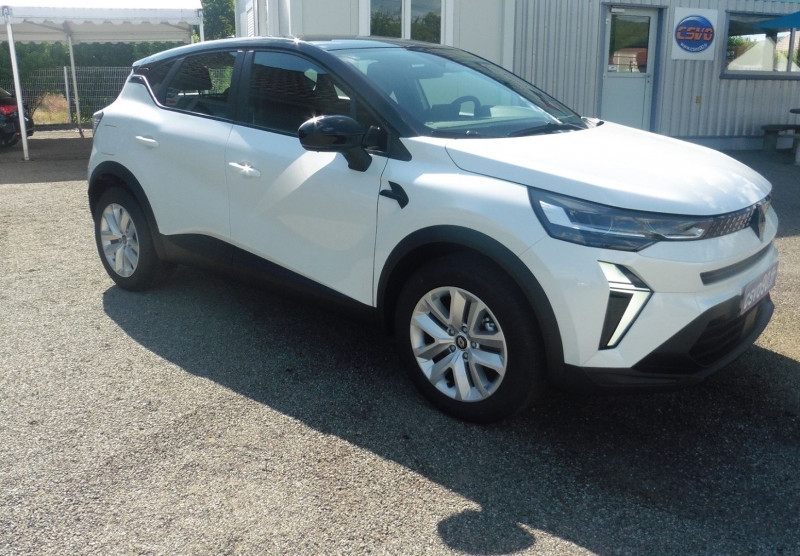 Renault CAPTUR II AVEC OPTIONS 1.0 TCE 90CH EVOLUTION Essence BLANC NACRE/TN Neuf à vendre