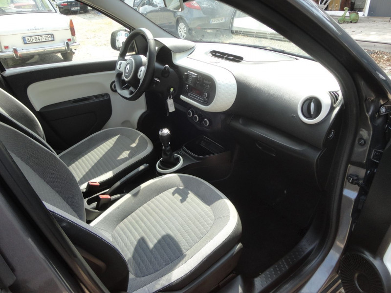 Photo 11 de l'offre de RENAULT TWINGO III 0.9 TCE 95CH INTENS - 20 à 11800€ chez TPL AUTO