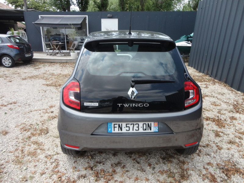 Photo 8 de l'offre de RENAULT TWINGO III 0.9 TCE 95CH INTENS - 20 à 11600€ chez TPL AUTO