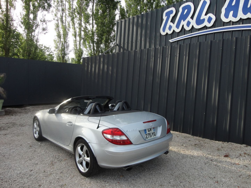 Photo 11 de l'offre de MERCEDES-BENZ CLASSE SLK 350 à 22500€ chez TPL AUTO