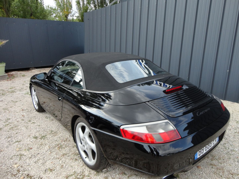 Photo 5 de l'offre de PORSCHE 911 CABRIOLET (996) 300CH CARRERA BV6 à 34900€ chez TPL AUTO