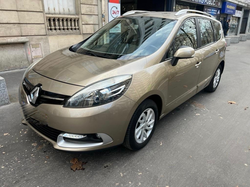 Renault GRAND SCENIC III 1.2 TCE 130CH 7 PLACES Essence MARRON Occasion à vendre
