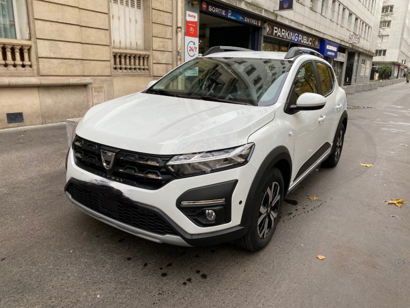 Dacia SANDERO 1.0 TCE 90CH STEPWAY CONFORT -22 Essence BLANC Occasion à vendre