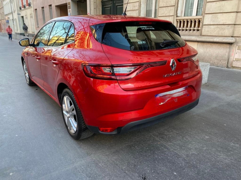 Photo 6 de l'offre de RENAULT MEGANE IV 1.2 TCE 130CH ENERGY LIMITED à 15990€ chez Iptrans Auto Paris