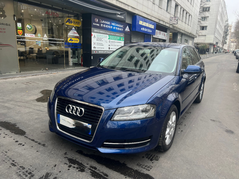 Audi A3 1.2 TFSI 105CH SPORTBACK AMBIENTE Essence BLEU Occasion à vendre