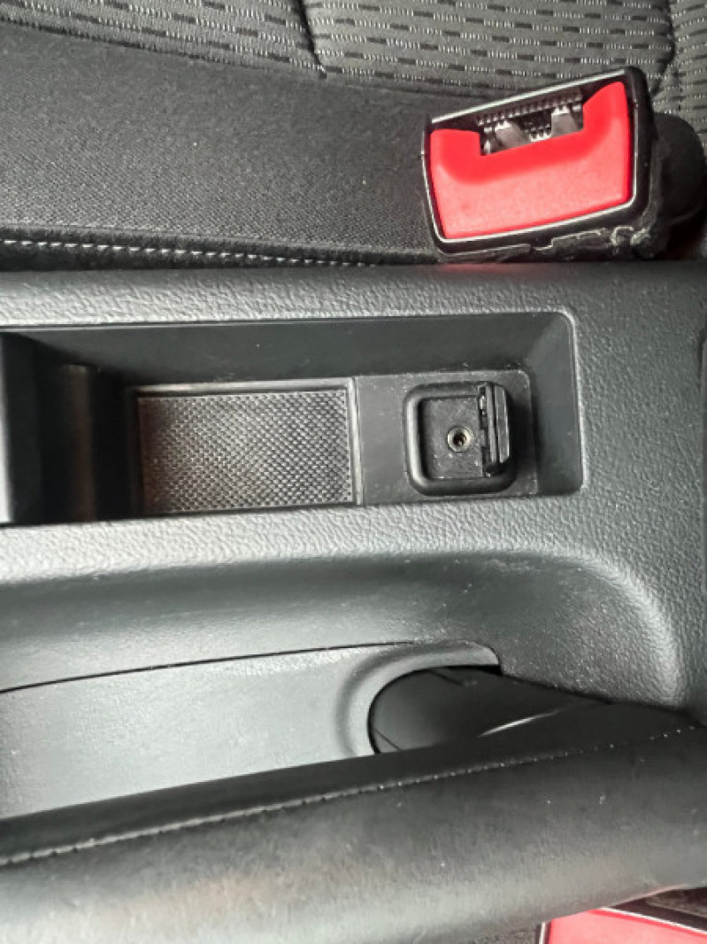 Photo 18 de l'offre de AUDI A3 1.2 TFSI 105CH START/STOP AMBIENTE à 13990€ chez Iptrans Auto Paris