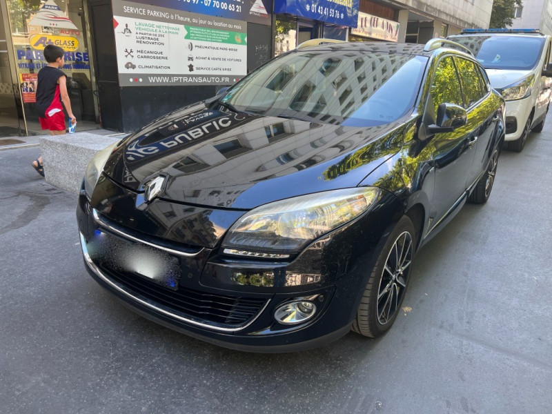 Renault MEGANE III ESTATE 1.2 TCE 115CH STOP&START BOSE Essence NOIR Occasion à vendre