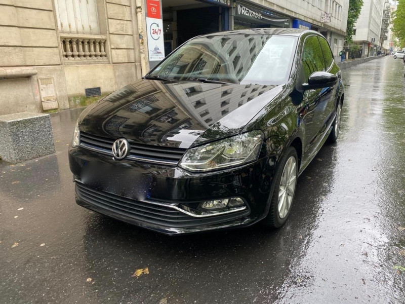 Volkswagen POLO 1.2 TSI 90CH BLUEMOTION TECHNOLOGY CONFORTLINE 3P Essence NOIR Occasion à vendre