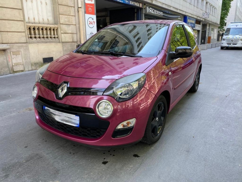 Renault TWINGO II 1.2 LEV 16V 75CH Essence ROSE Occasion à vendre