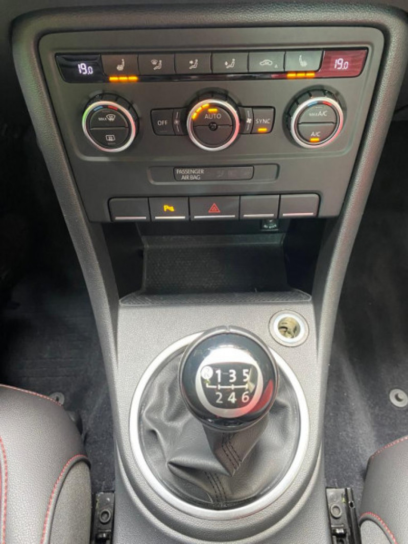 Photo 14 de l'offre de VOLKSWAGEN COCCINELLE 1.2 TSI 105CH à 14990€ chez Iptrans Auto Paris