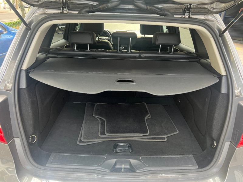 Photo 8 de l'offre de MERCEDES-BENZ CLASSE B 180 à 14990€ chez Iptrans Auto Paris