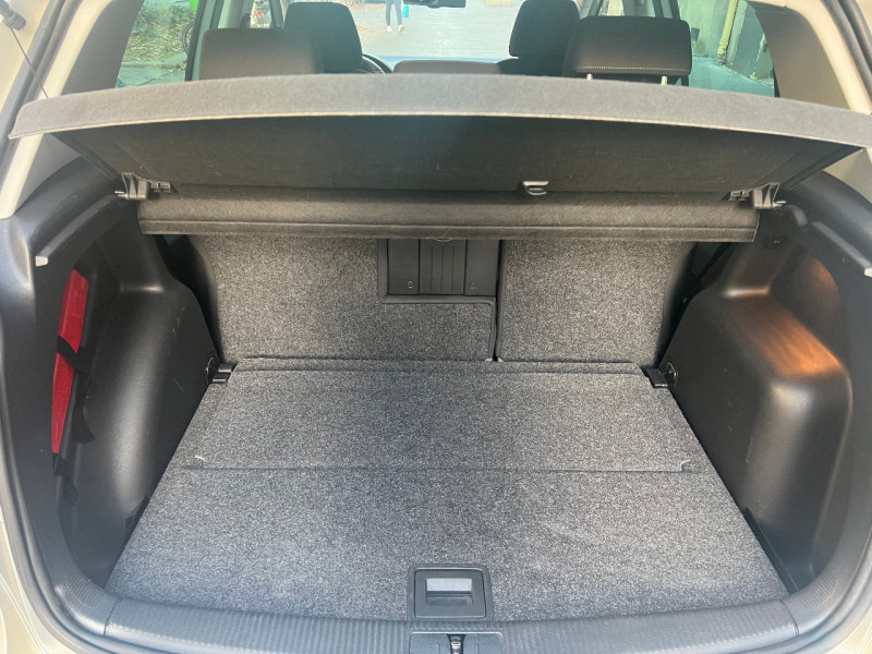 Photo 8 de l'offre de VOLKSWAGEN GOLF PLUS 1.2 TSI 105CH LIFE à 11990€ chez Iptrans Auto Paris