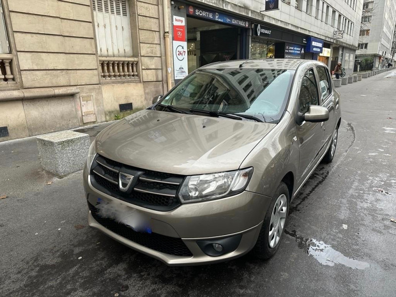 Dacia SANDERO 1.2 16V 75CH LAUREATE Essence BEIGE Occasion à vendre