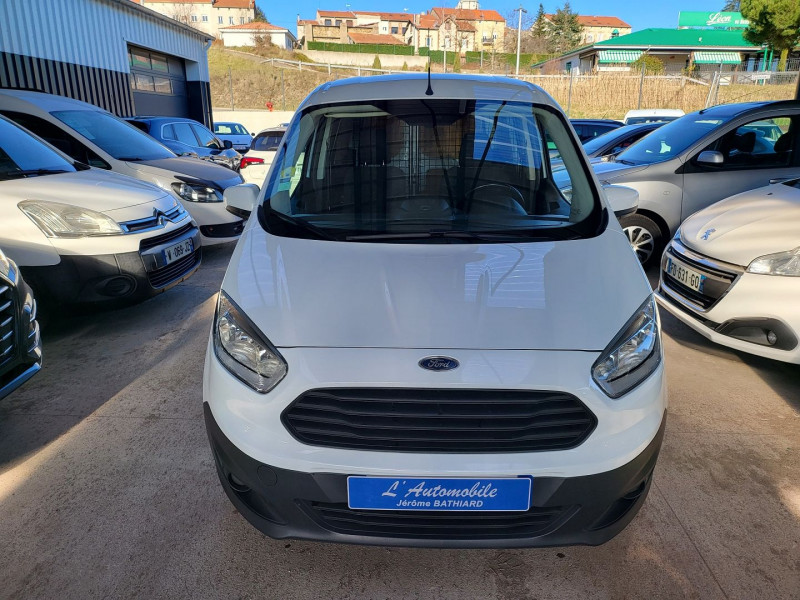Photo 2 de l'offre de FORD TOURNEO COURIER 1.5 TD 75CH AMBIENTE EURO6 à 11290€ chez L'Automobile Jérôme BATHIARD