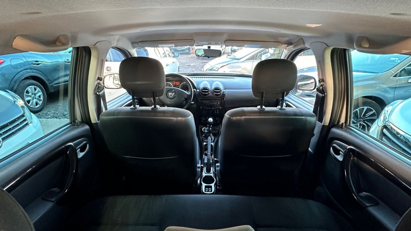 Photo 17 de l'offre de DACIA DUSTER 1.5 DCI 110CH FAP LAUREATE 4X4 à 13290€ chez L'Automobile Jérôme BATHIARD