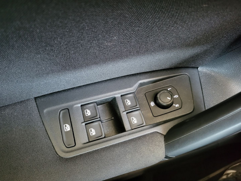 Photo 17 de l'offre de VOLKSWAGEN TIGUAN 2.0 TSI 190CH CARAT EXCLUSIVE 4MOTION DSG7 EURO6D-T à 31990€ chez L'Automobile Jérôme BATHIARD