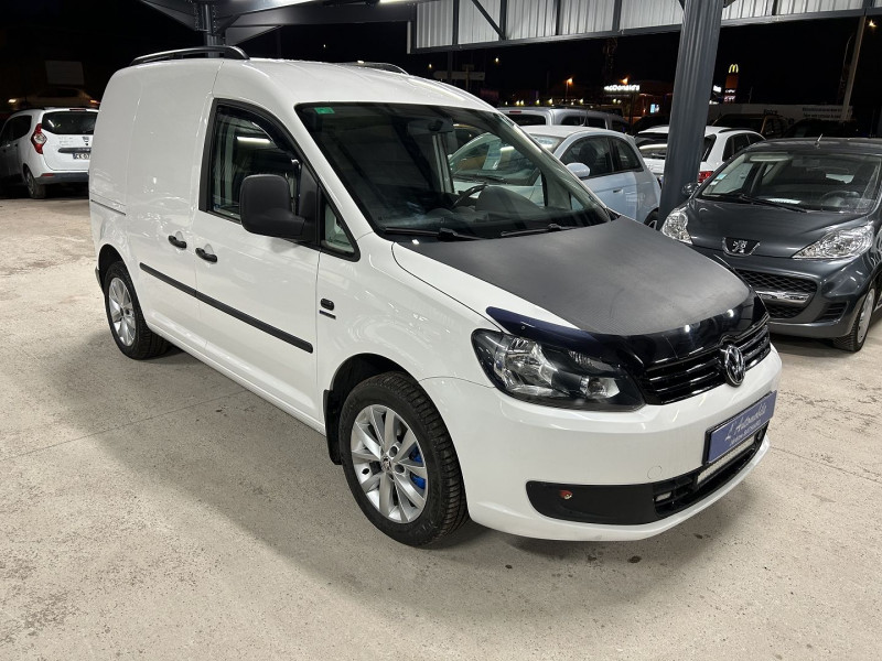 Photo 3 de l'offre de VOLKSWAGEN CADDY BOITE AUTO 1.6 TDI 102CV à 16290€ chez L'Automobile Jérôme BATHIARD