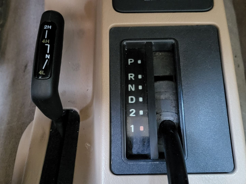 Photo 3 de l'offre de JEEP WRANGLER 4.0 SAHARA BA à 20290€ chez L'Automobile Jérôme BATHIARD