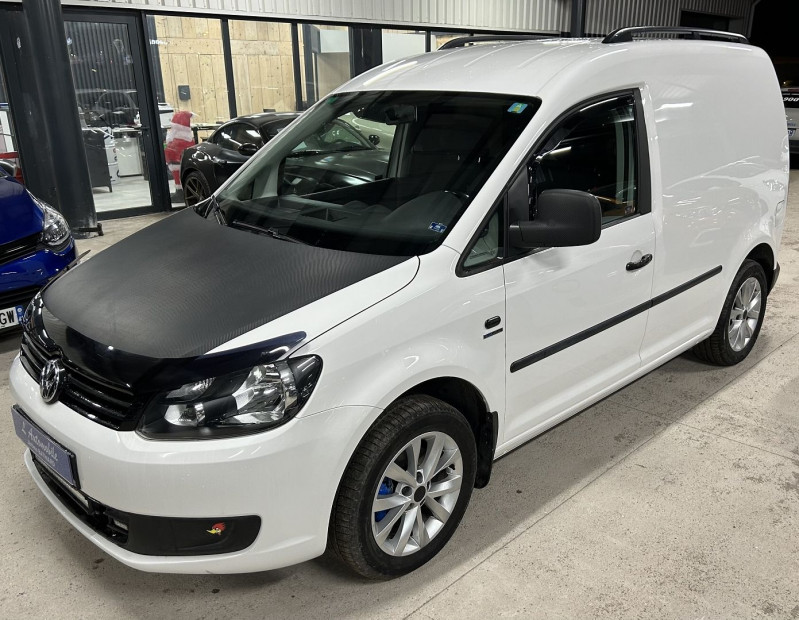 Photo 1 de l'offre de VOLKSWAGEN CADDY BOITE AUTO 1.6 TDI 102CV à 16290€ chez L'Automobile Jérôme BATHIARD