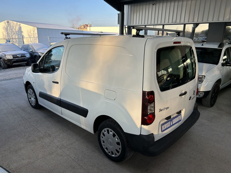 Photo 7 de l'offre de CITROEN BERLINGO 1.6 HDI 90CV 3 PLACES à 10788€ chez L'Automobile Jérôme BATHIARD