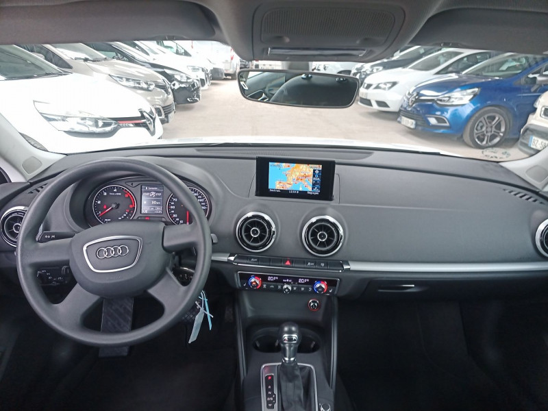 Photo 7 de l'offre de AUDI A3 1.6 TDI 110CH S TRONIC à 16290€ chez L'Automobile Jérôme BATHIARD