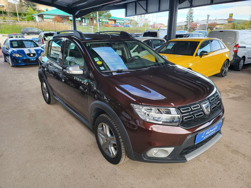 Photo 3 de l'offre de DACIA SANDERO 1.5 DCI 90CH STEPWAY à 14290€ chez L'Automobile Jérôme BATHIARD