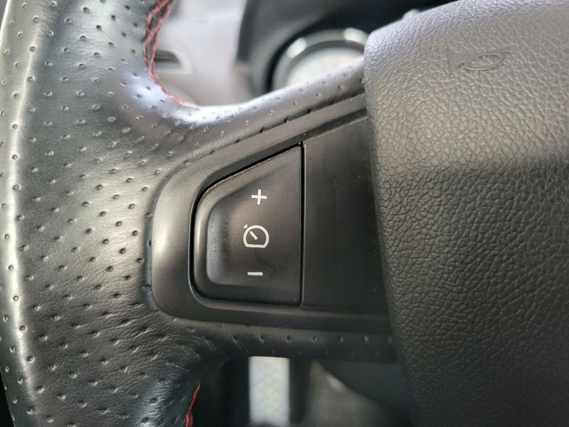 Photo 17 de l'offre de RENAULT MEGANE 2.0T 275CH STOP&START RS EURO6 2015 à 26290€ chez L'Automobile Jérôme BATHIARD