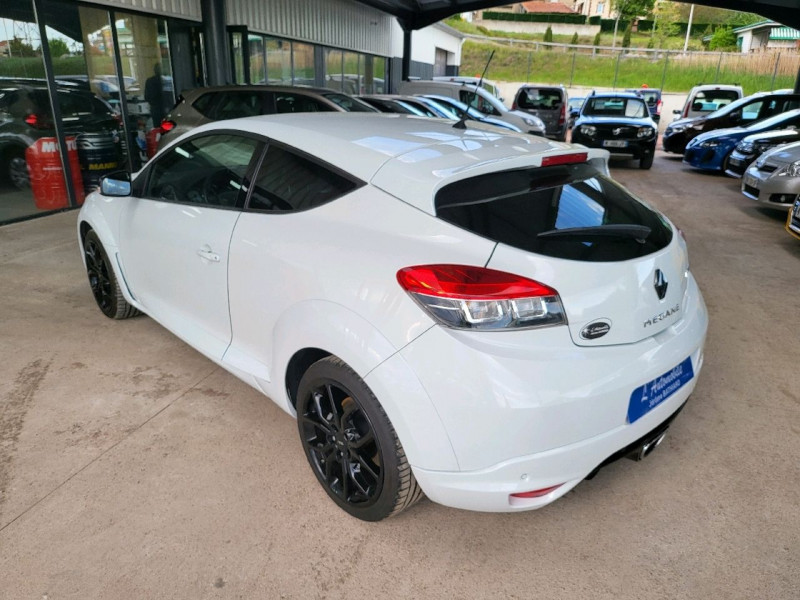 Photo 10 de l'offre de RENAULT MEGANE 2.0T 275CH STOP&START RS EURO6 2015 à 26290€ chez L'Automobile Jérôme BATHIARD