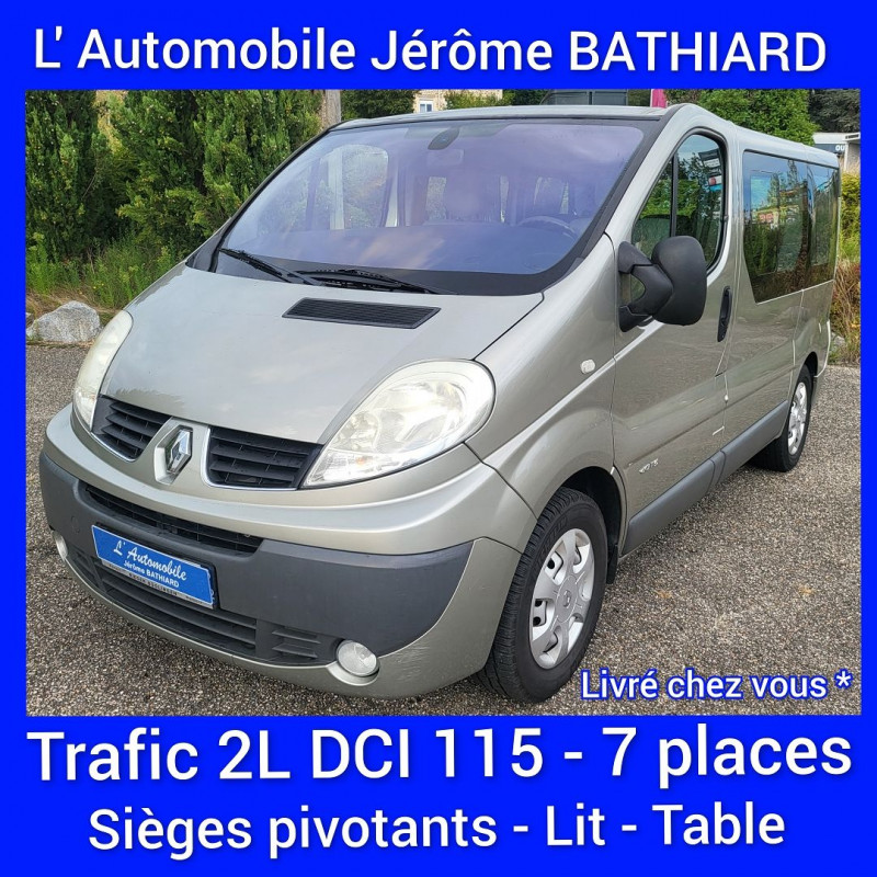 Photo 1 de l'offre de RENAULT TRAFIC II GENERATION L1H1 1000 2.0 DCI 115CH EVADO à 18290€ chez L'Automobile Jérôme BATHIARD