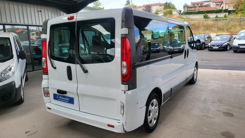 Photo 10 de l'offre de RENAULT TRAFIC II PASSENGER 2.0 DCI 90CH GRAND AUTHENTIQUE à 17990€ chez L'Automobile Jérôme BATHIARD