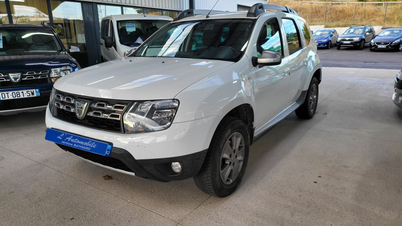 Photo 6 de l'offre de DACIA DUSTER 1.5 DCI 110CH PRESTIGE 4X4 à 14990€ chez L'Automobile Jérôme BATHIARD