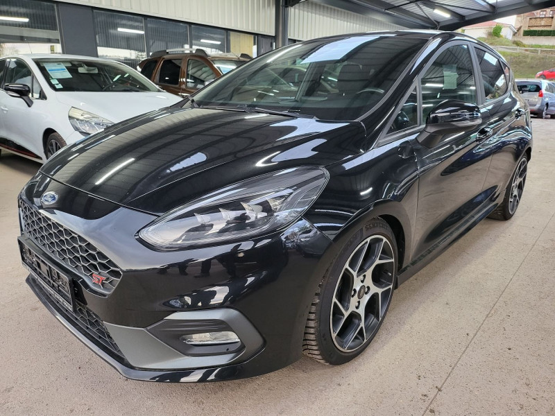 Photo 6 de l'offre de FORD FIESTA 1.5 ECOBOOST 200CH STOP&START ST-PACK à 20290€ chez L'Automobile Jérôme BATHIARD