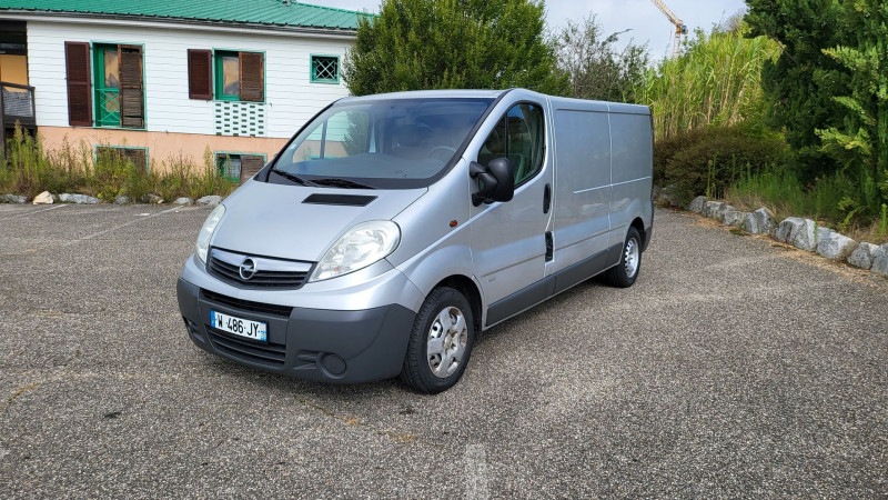 Photo 6 de l'offre de OPEL VIVARO FG F2900 L2H1 2.0 CDTI 115 à 14290€ chez L'Automobile Jérôme BATHIARD