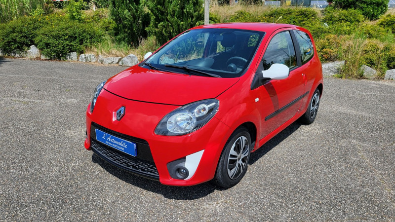 Photo 6 de l'offre de RENAULT TWINGO II 1.2 16V 75CH DYNAMIQUE à 6290€ chez L'Automobile Jérôme BATHIARD