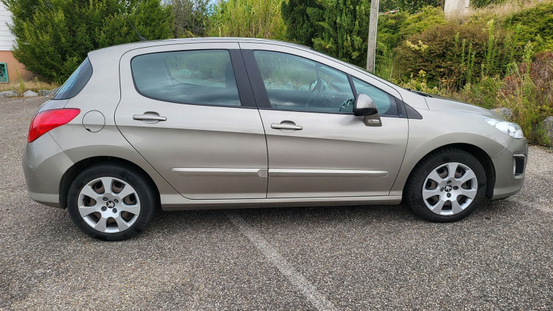 Photo 9 de l'offre de PEUGEOT 308 1.6 HDI92 FAP ACTIVE 5P à 8790€ chez L'Automobile Jérôme BATHIARD