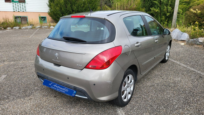 Photo 10 de l'offre de PEUGEOT 308 1.6 HDI92 FAP ACTIVE 5P à 8790€ chez L'Automobile Jérôme BATHIARD