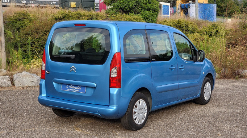 Photo 10 de l'offre de CITROEN BERLINGO 1.6 HDI90 FAP MULTISPACE PACK 5P à 11290€ chez L'Automobile Jérôme BATHIARD