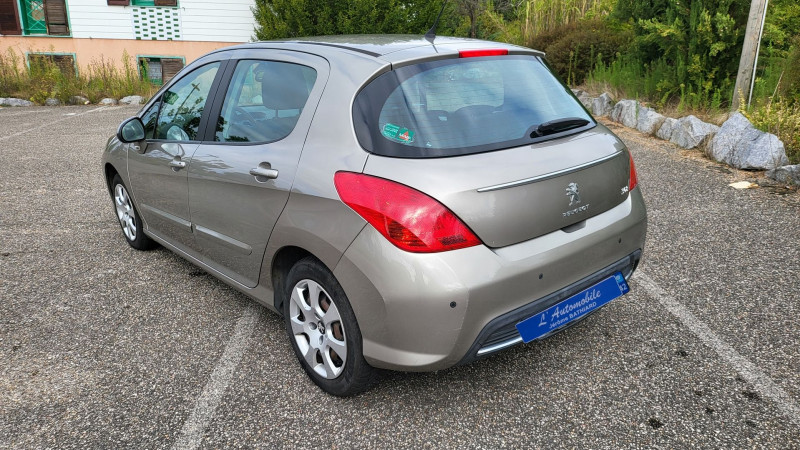 Photo 12 de l'offre de PEUGEOT 308 1.6 HDI92 FAP ACTIVE 5P à 8790€ chez L'Automobile Jérôme BATHIARD