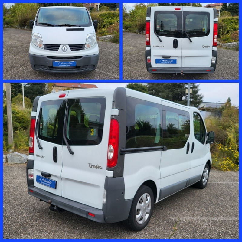 Photo 3 de l'offre de RENAULT TRAFIC II PASSENGER 2.0 DCI 90CH AUTHENTIQUE à 17290€ chez L'Automobile Jérôme BATHIARD