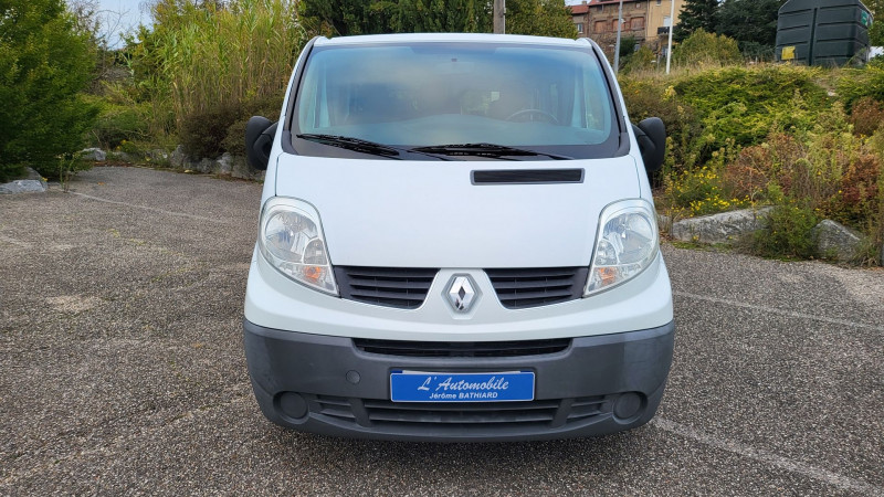 Photo 12 de l'offre de RENAULT TRAFIC II PASSENGER 2.0 DCI 90CH AUTHENTIQUE à 17290€ chez L'Automobile Jérôme BATHIARD